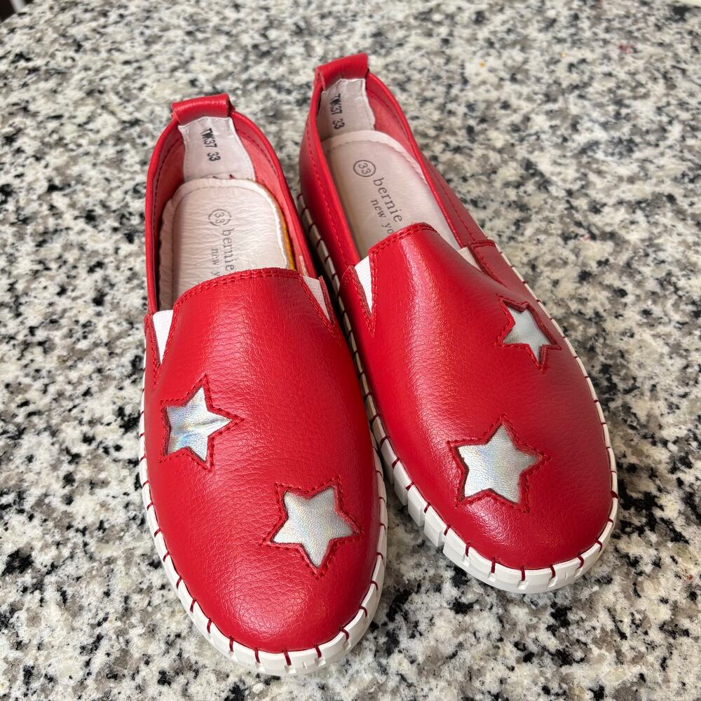 Bernie Mev Red Star Slip-On Comfort Shoes | EU 33 / US Kids 2
